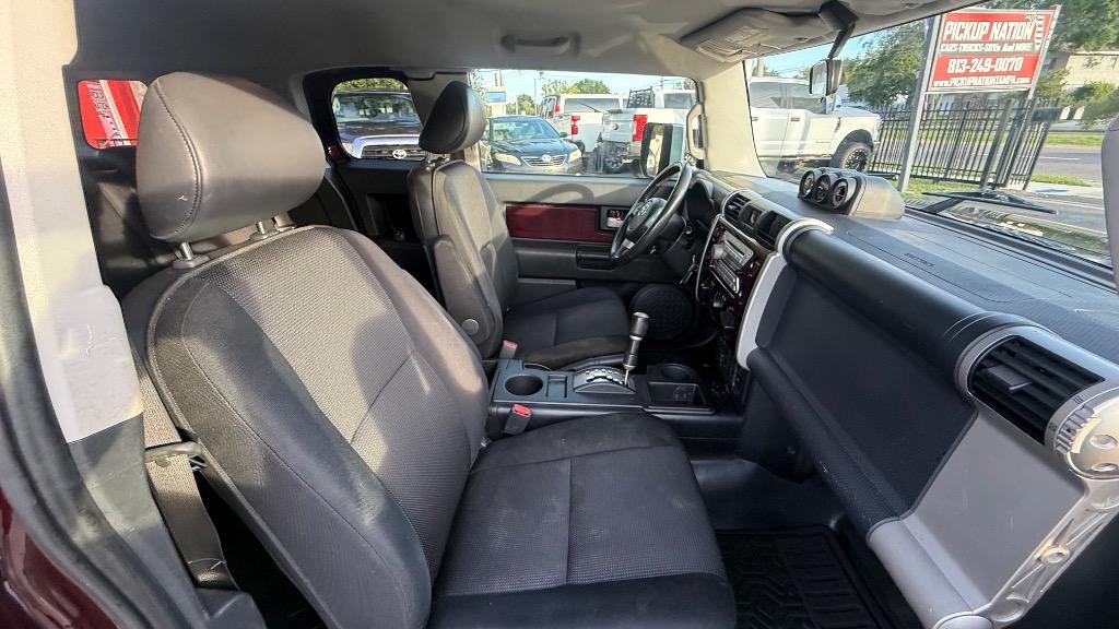 2007 Toyota FJ Cruiser - $11,900