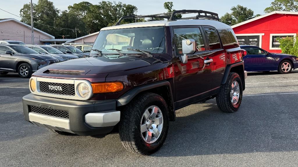 2007 Toyota FJ Cruiser - $11,900