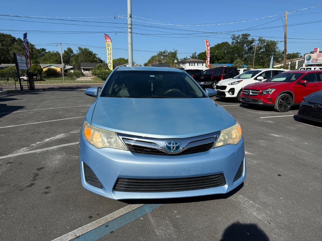 2014 Toyota Camry Hybrid LE photo