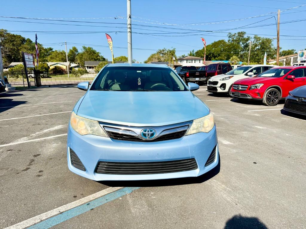 2014 Toyota Camry Hybrid LE photo