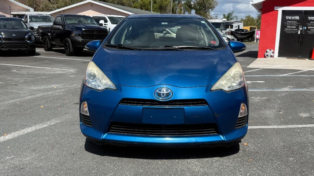 2014 Toyota Prius - $7,500