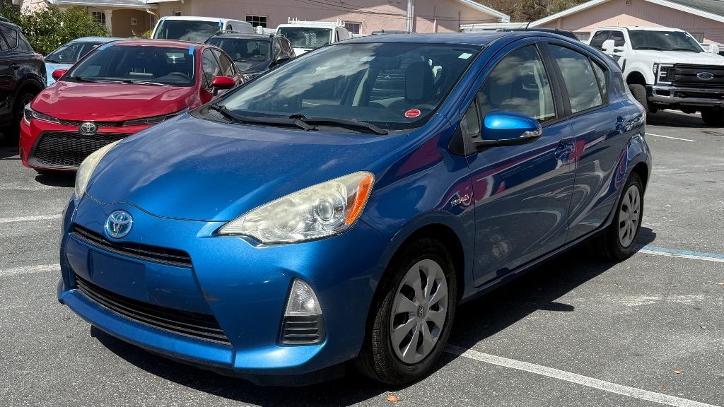 2014 Toyota Prius - $7,500