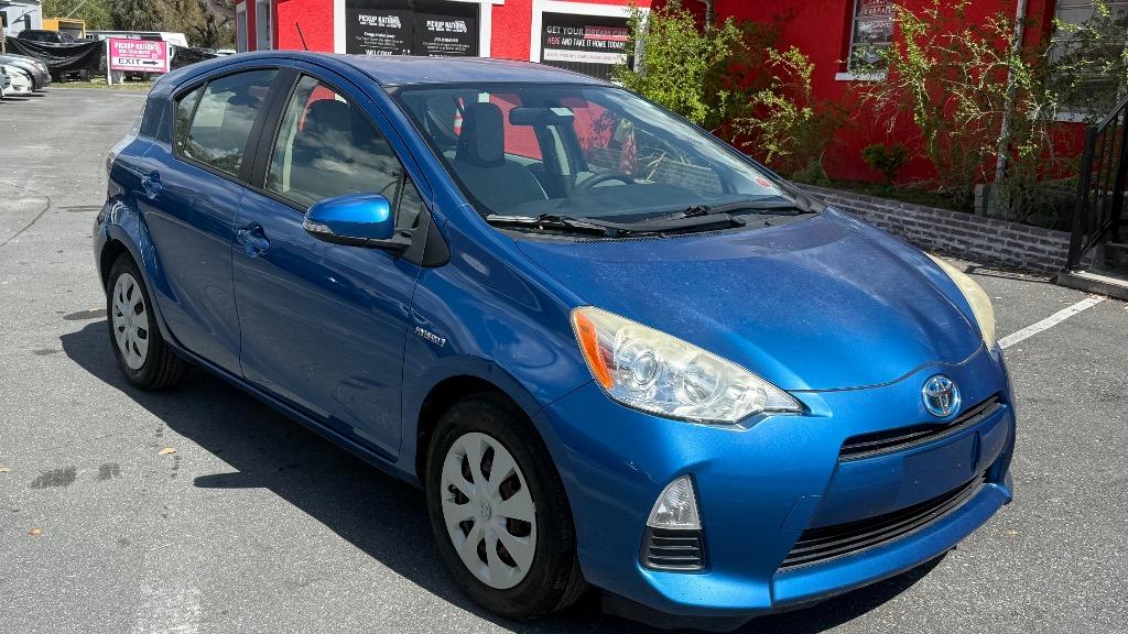 2014 Toyota Prius - $7,500