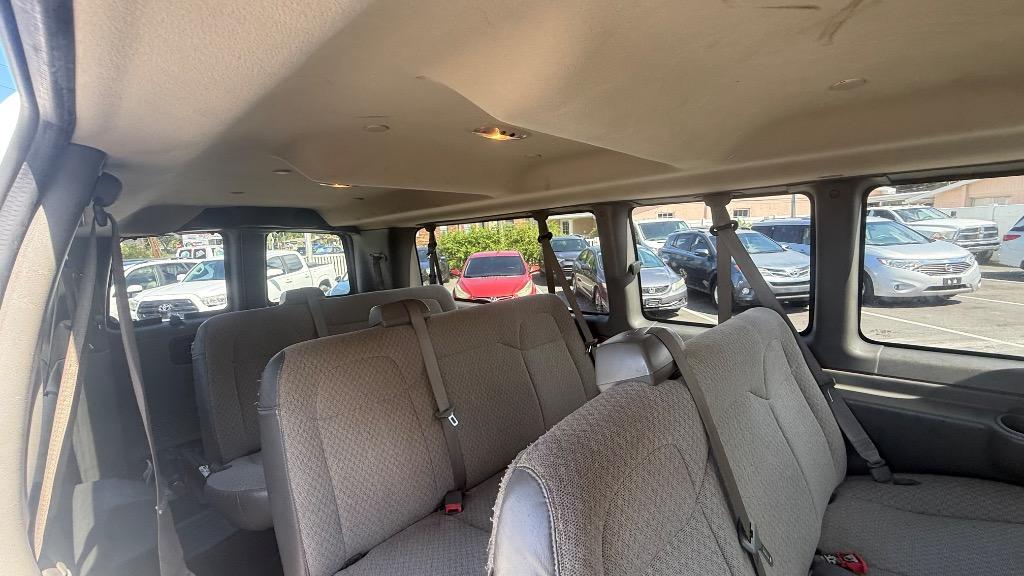 2016 Chevrolet Express - $19,900