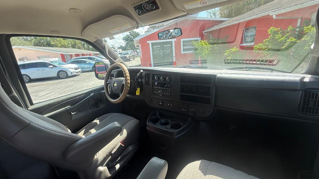 2016 Chevrolet Express - $19,900