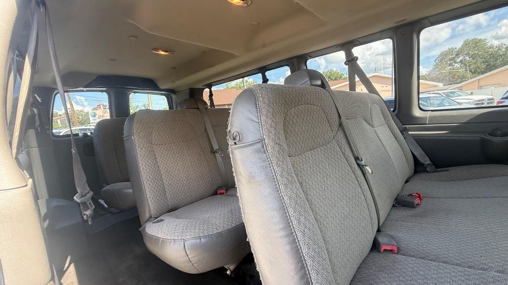 2016 Chevrolet Express - $19,900
