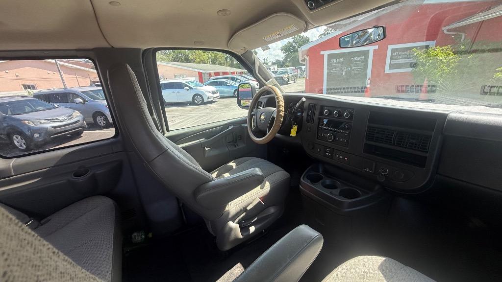 2016 Chevrolet Express - $19,900