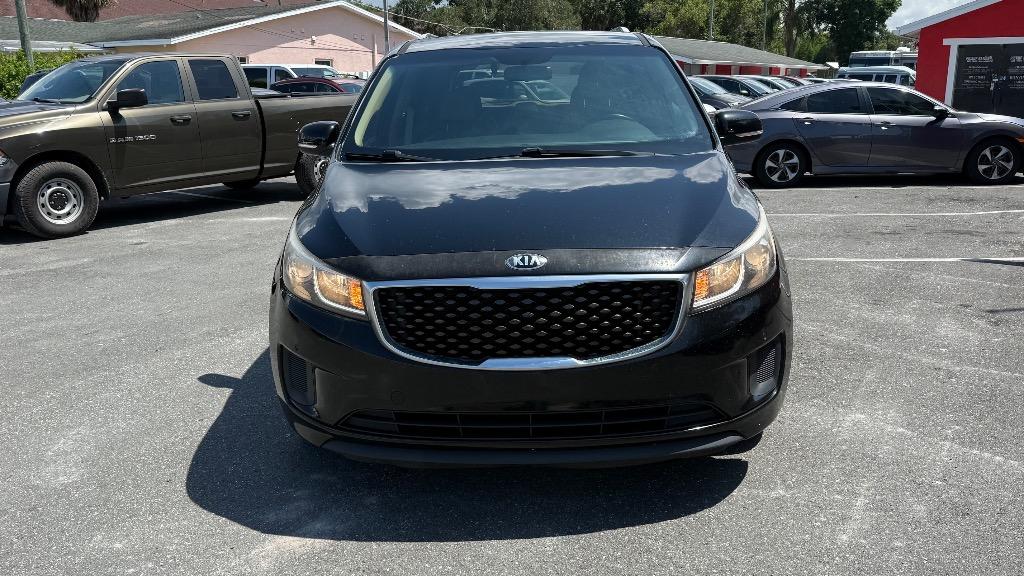 2016 Kia Sedona - $8,500
