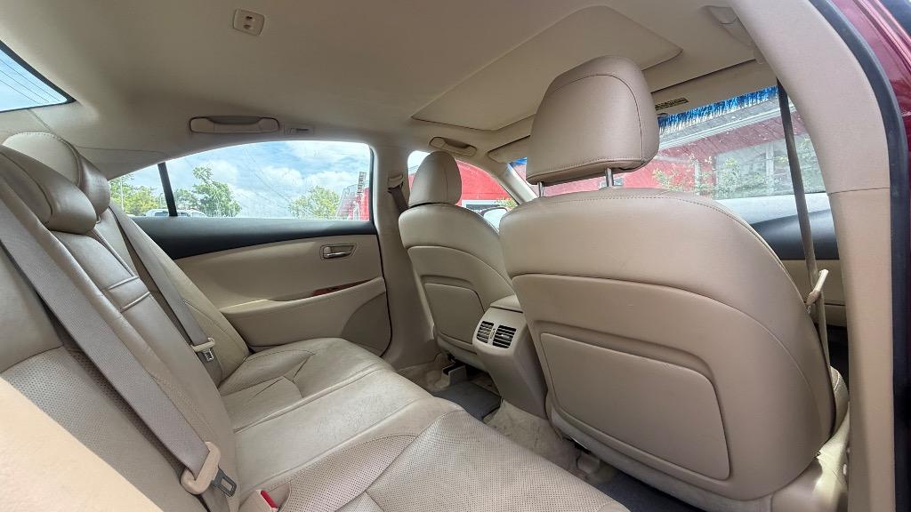 2009 Lexus ES - $6,500
