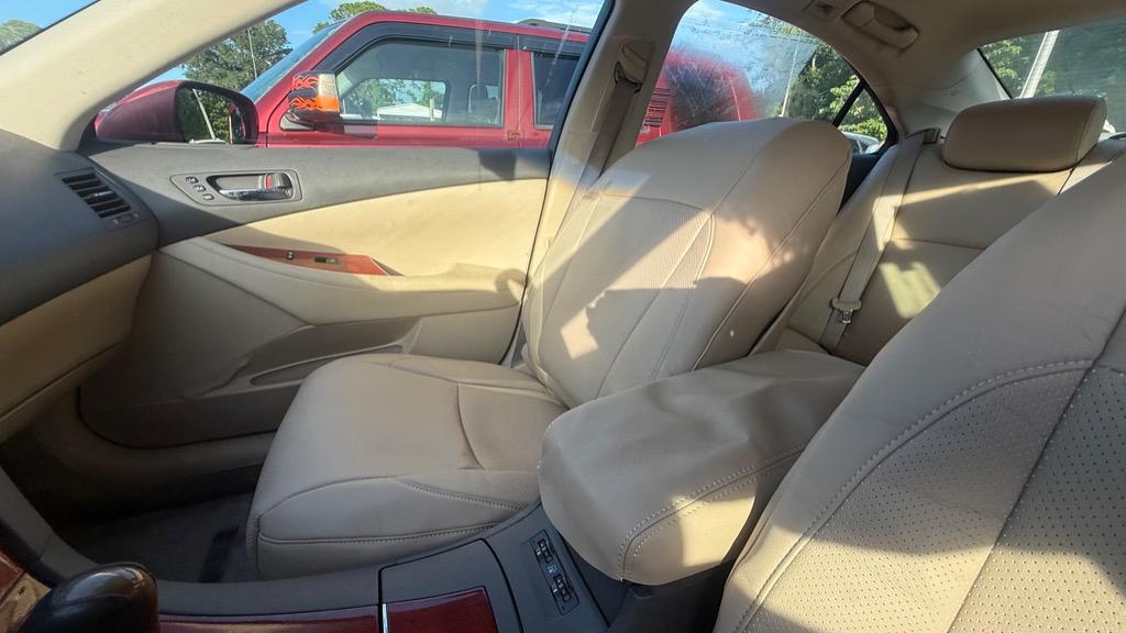 2009 Lexus ES - $5,500