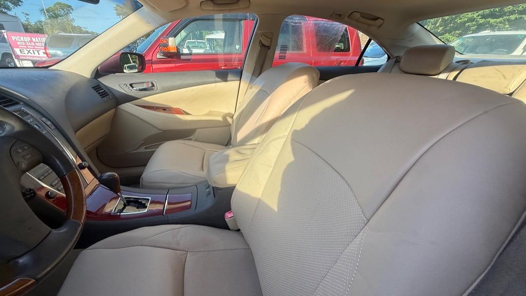 2009 Lexus ES - $5,500