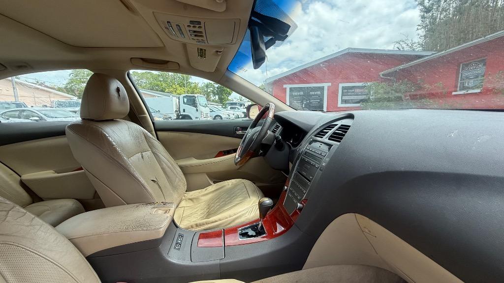 2009 Lexus ES - $6,500