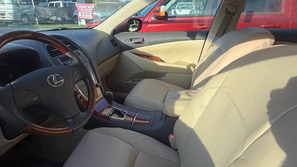 2009 Lexus ES - $5,500