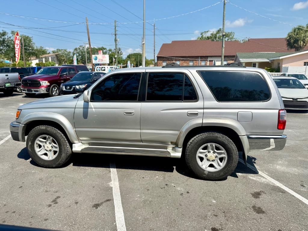 2002 Toyota 4Runner SR5 photo
