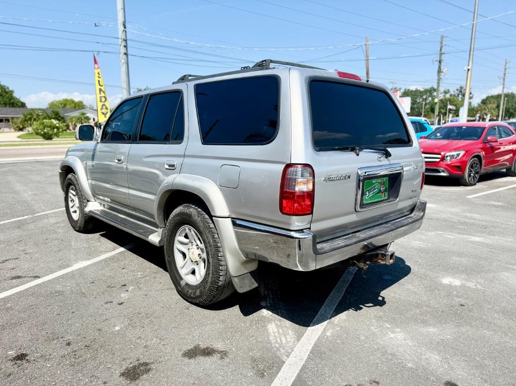 2002 Toyota 4Runner SR5 photo