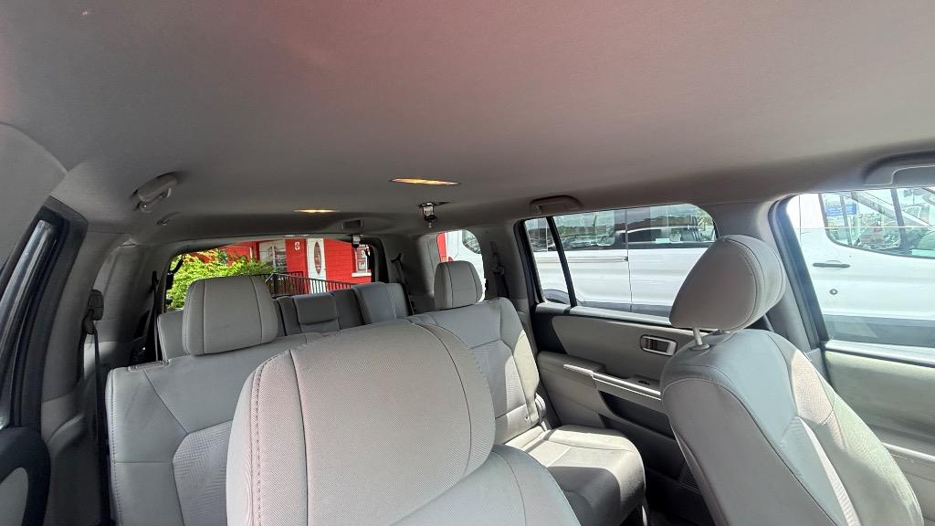 2015 Honda Pilot - $10,900