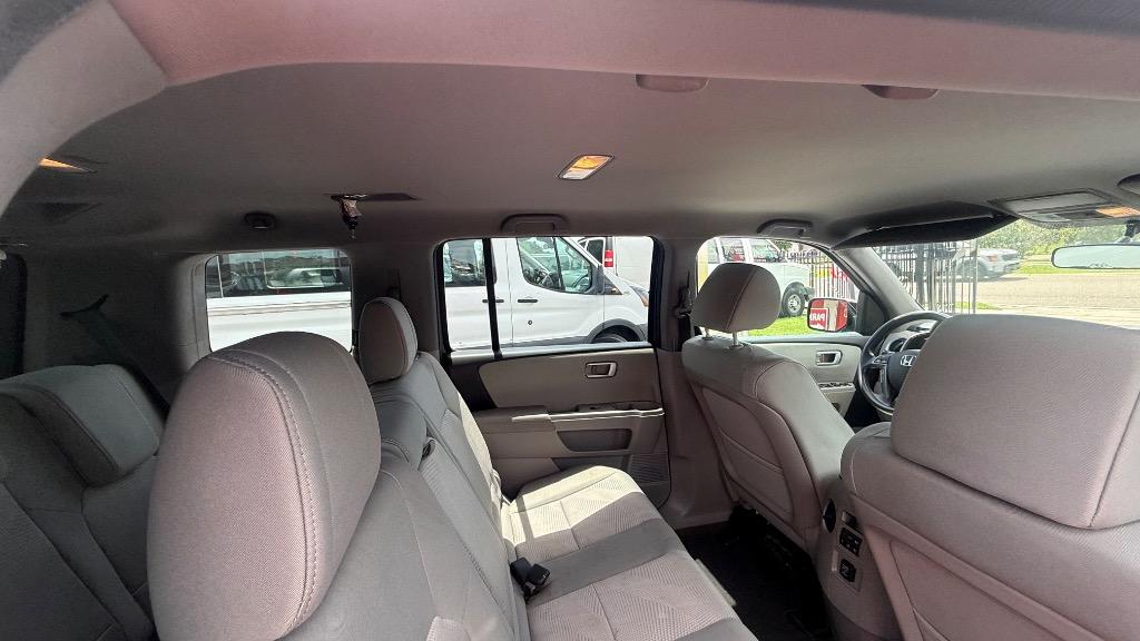 2015 Honda Pilot - $10,900