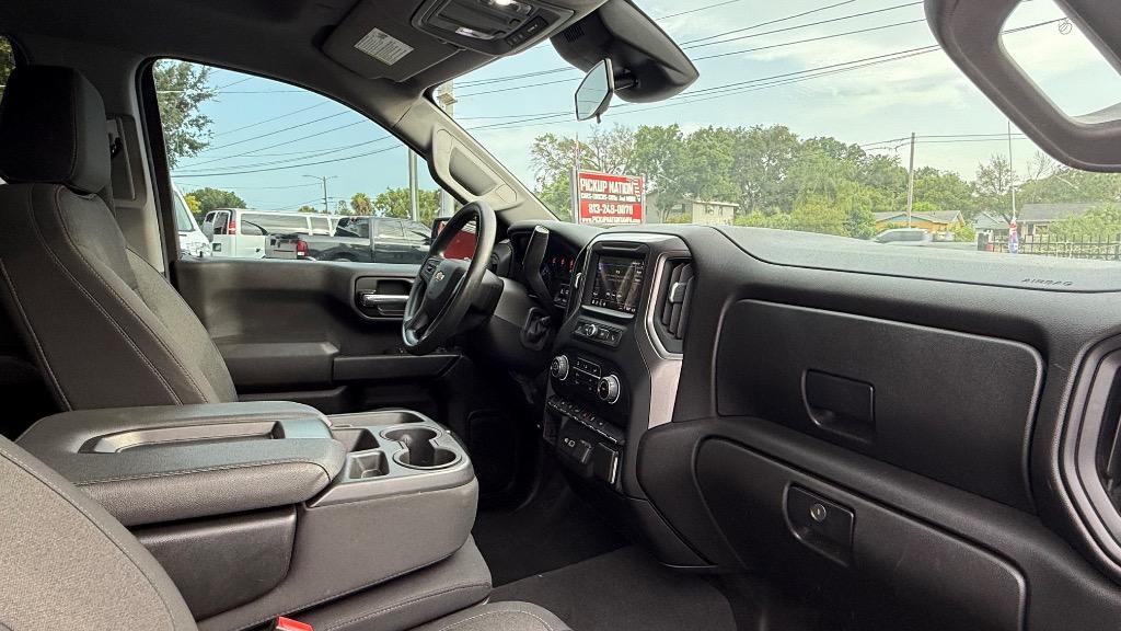 2022 Chevrolet Silverado - $27,900