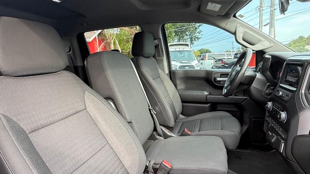 2022 Chevrolet Silverado - $27,900