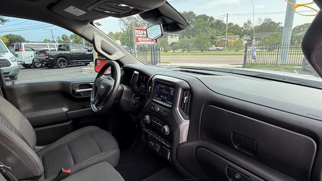 2022 Chevrolet Silverado - $27,900