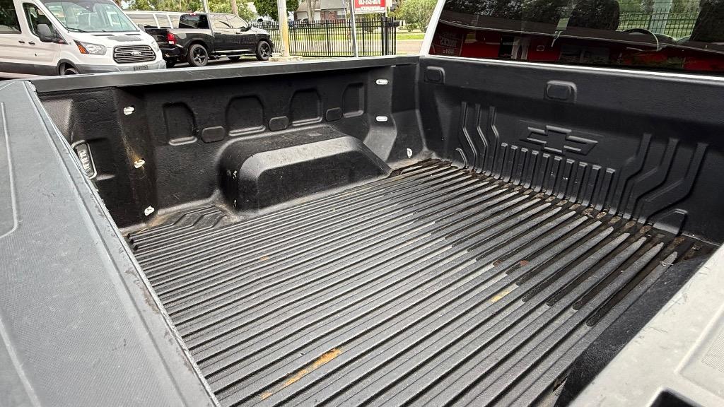 2022 Chevrolet Silverado - $27,900