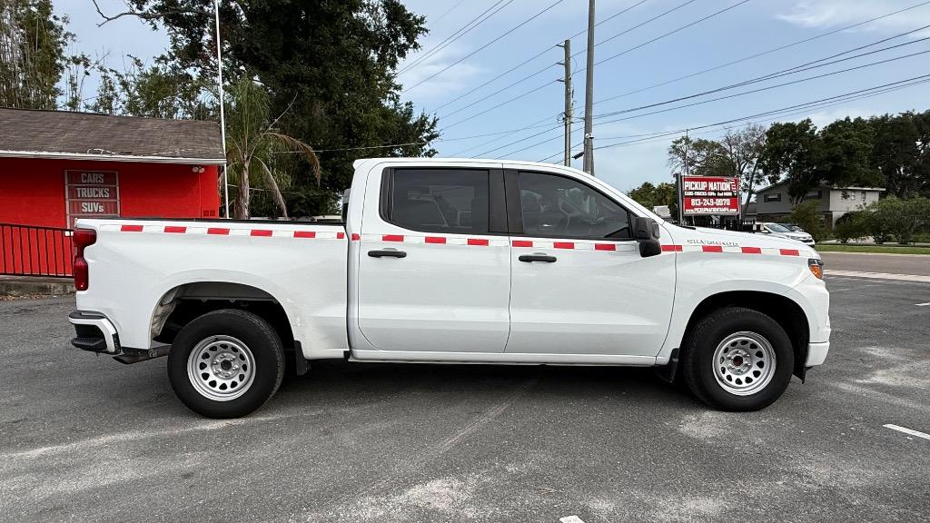 2022 Chevrolet Silverado - $27,900