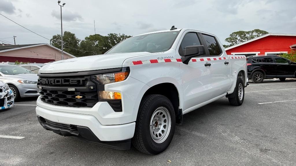 2022 Chevrolet Silverado - $27,900