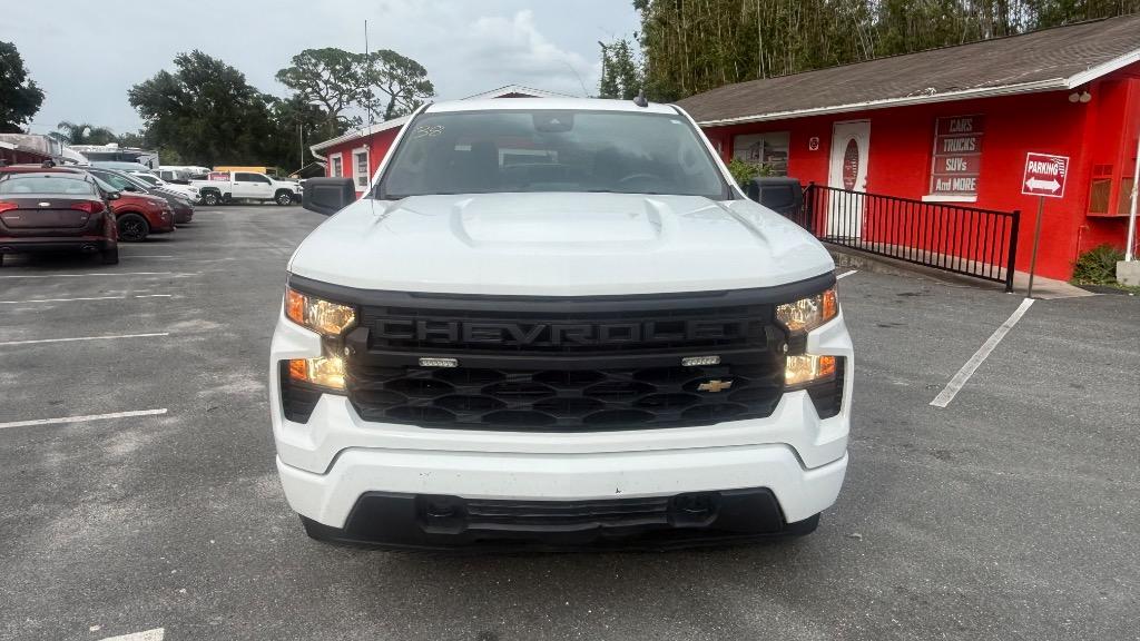 2022 Chevrolet Silverado - $27,900