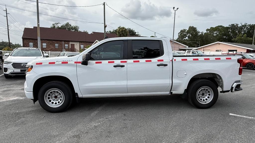 2022 Chevrolet Silverado - $27,900