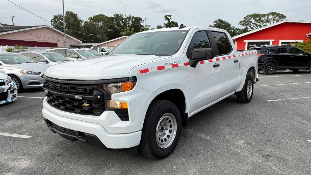2022 Chevrolet Silverado - $27,900