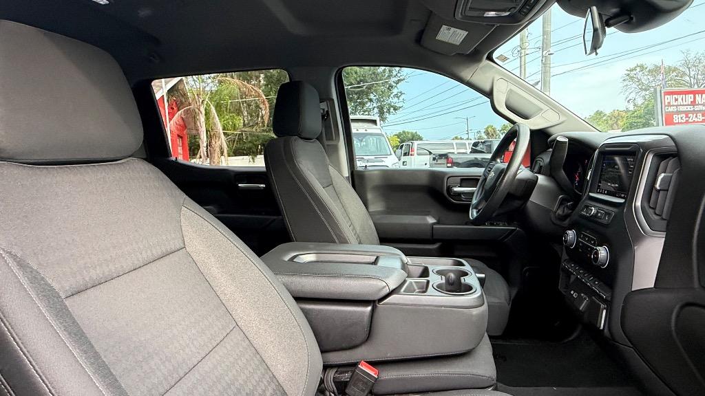 2022 Chevrolet Silverado - $27,900