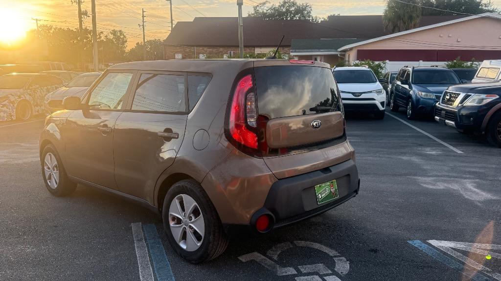 2016 Kia Soul - $9,900