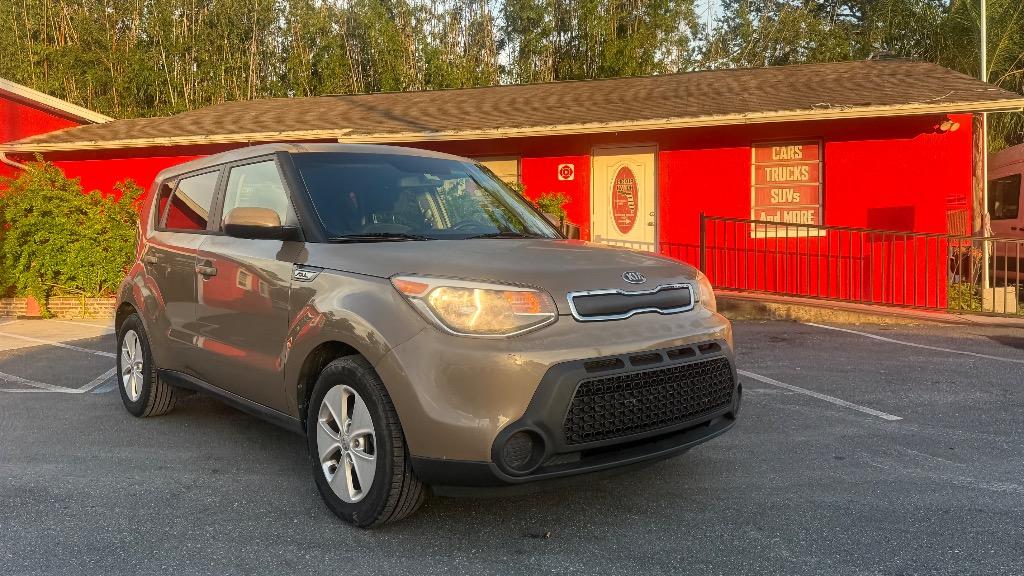 2016 Kia Soul - $9,900