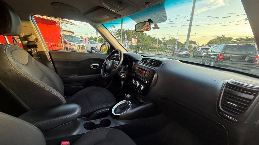 2016 Kia Soul - $9,900