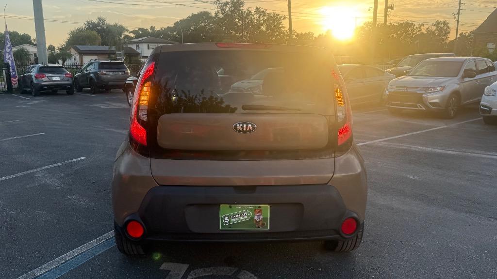 2016 Kia Soul - $9,900