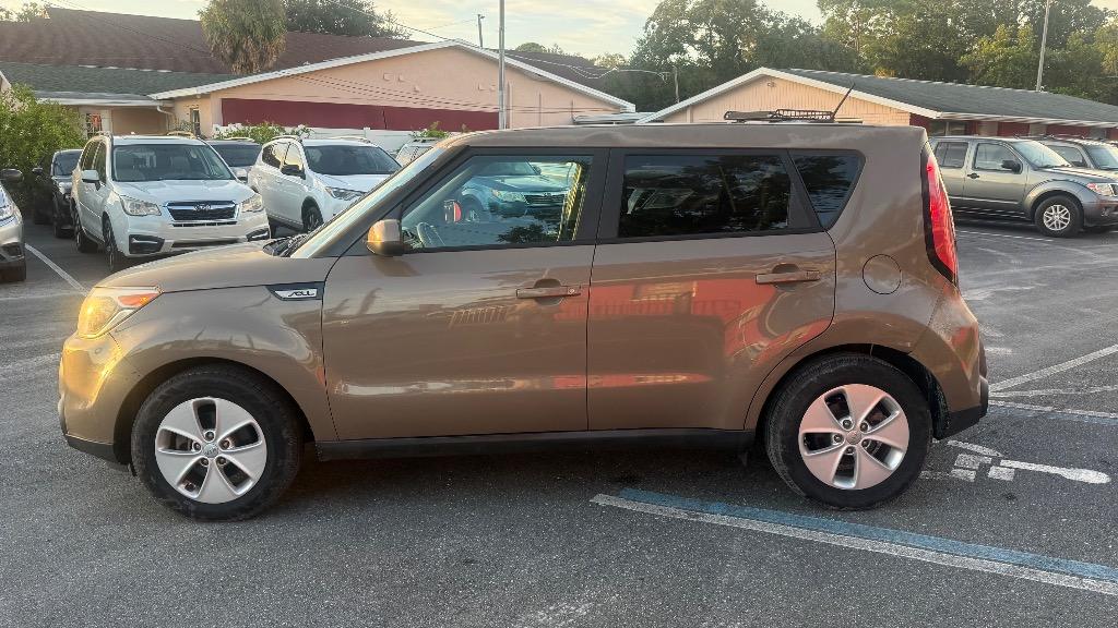 2016 Kia Soul - $9,900