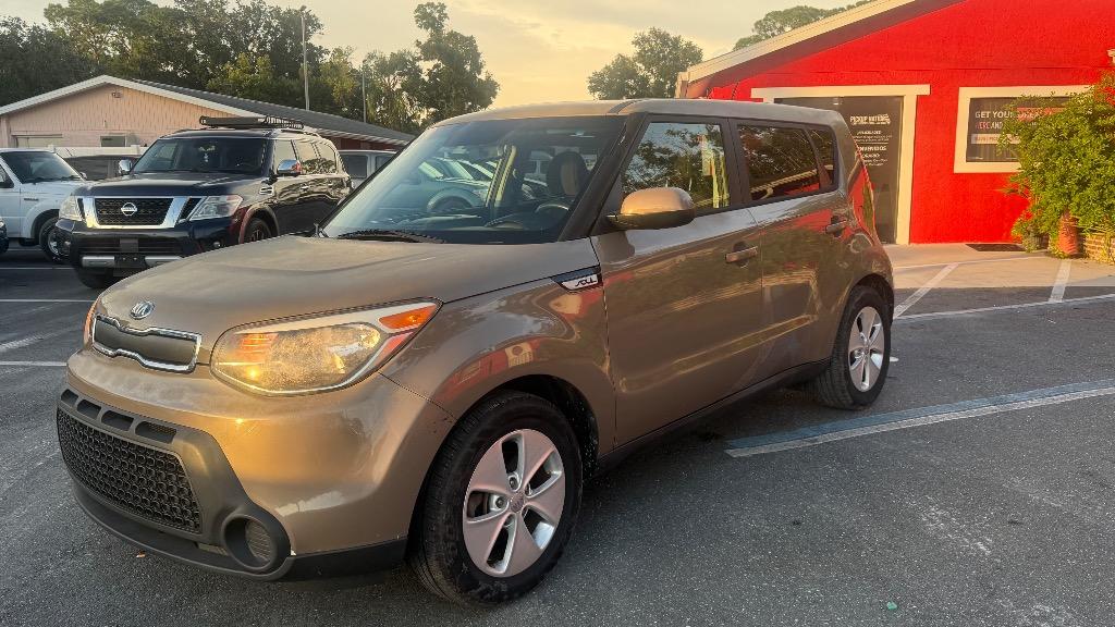 2016 Kia Soul - $9,900