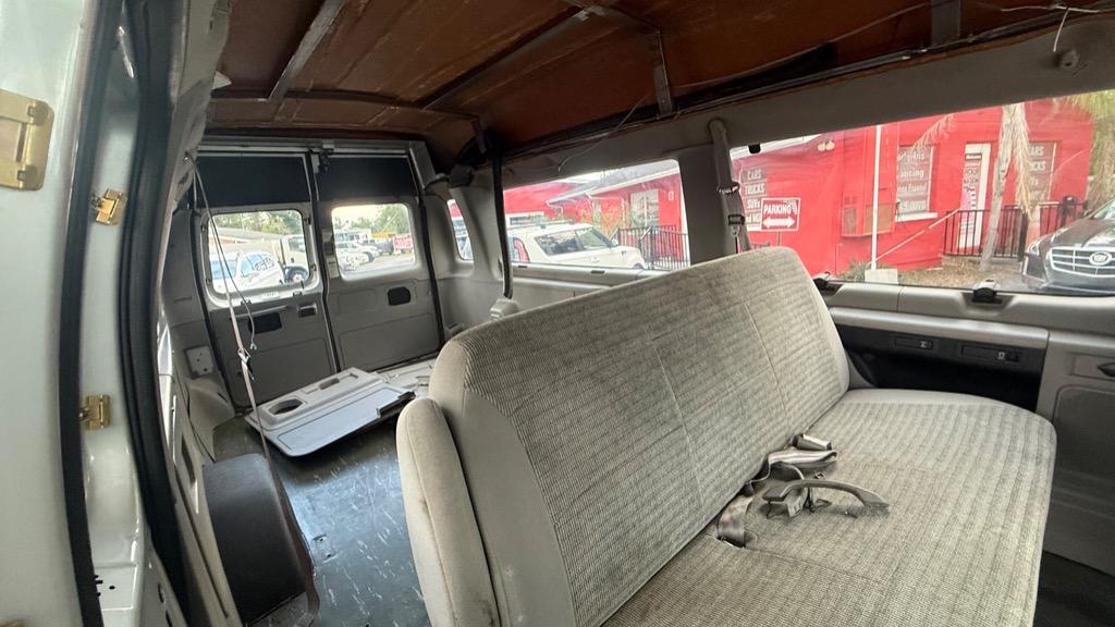 2002 Ford E350 - $4,900
