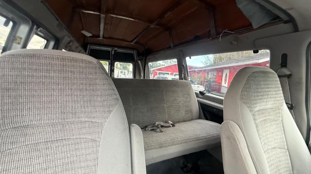 2002 Ford E350 - $4,900