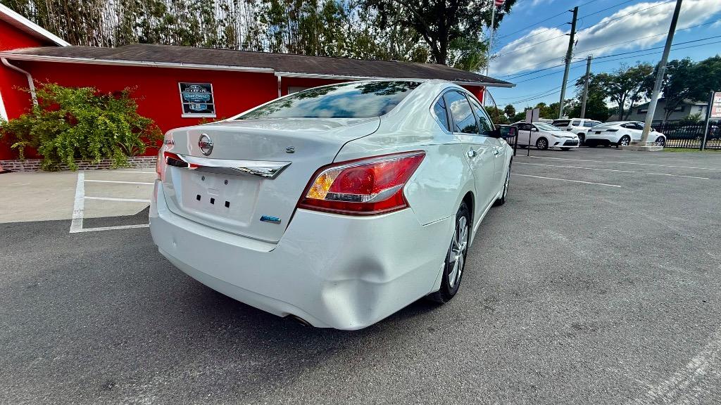 2013 Nissan Altima - $4,500