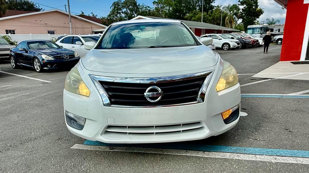 2013 Nissan Altima - $4,500