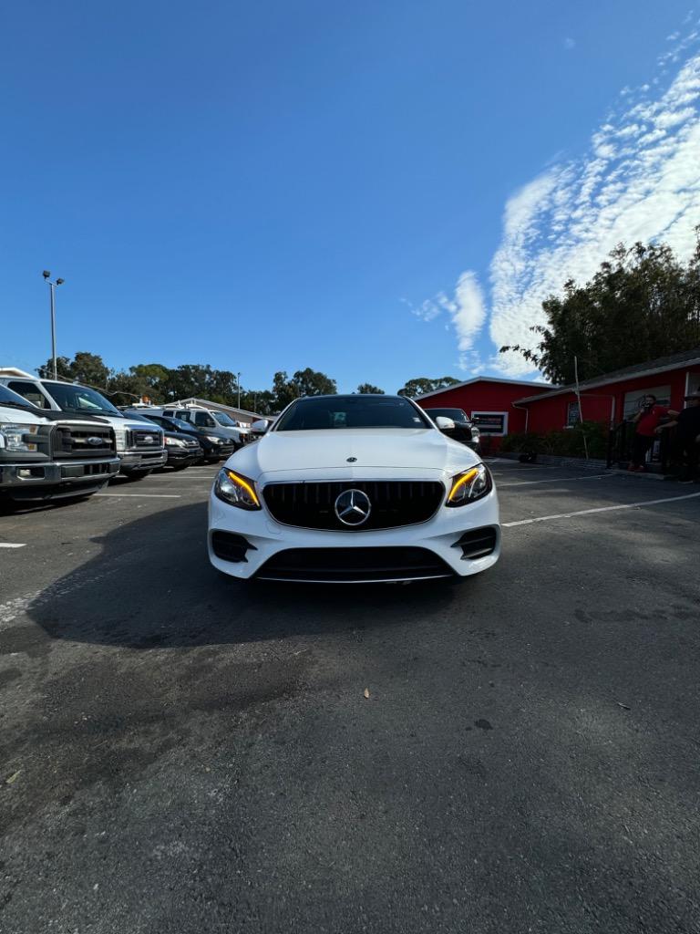 2018 Mercedes-Benz E-Class E300 photo