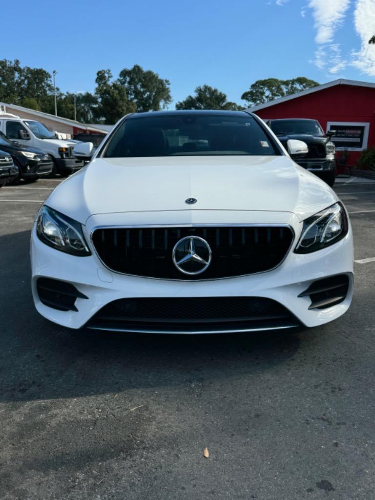 2018 Mercedes-Benz E-Class E300 photo