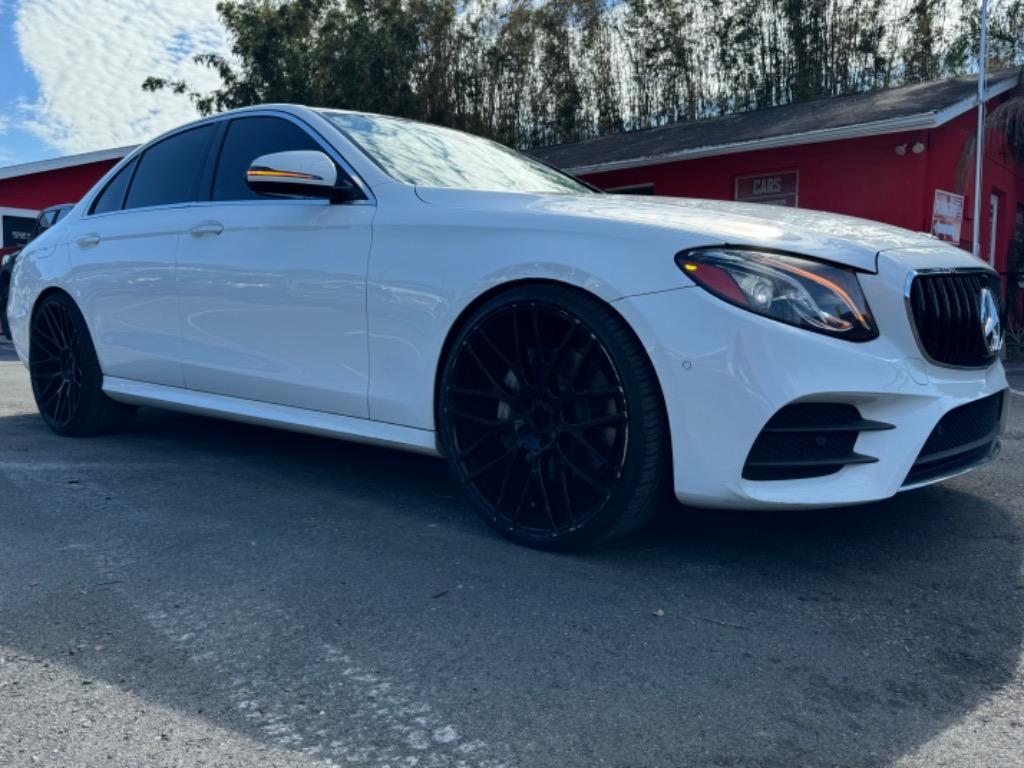 2018 Mercedes-Benz E-Class E300 photo
