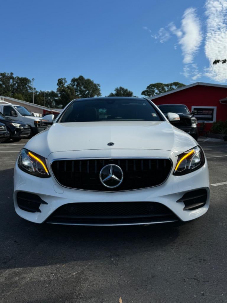 2018 Mercedes-Benz E-Class E300 photo