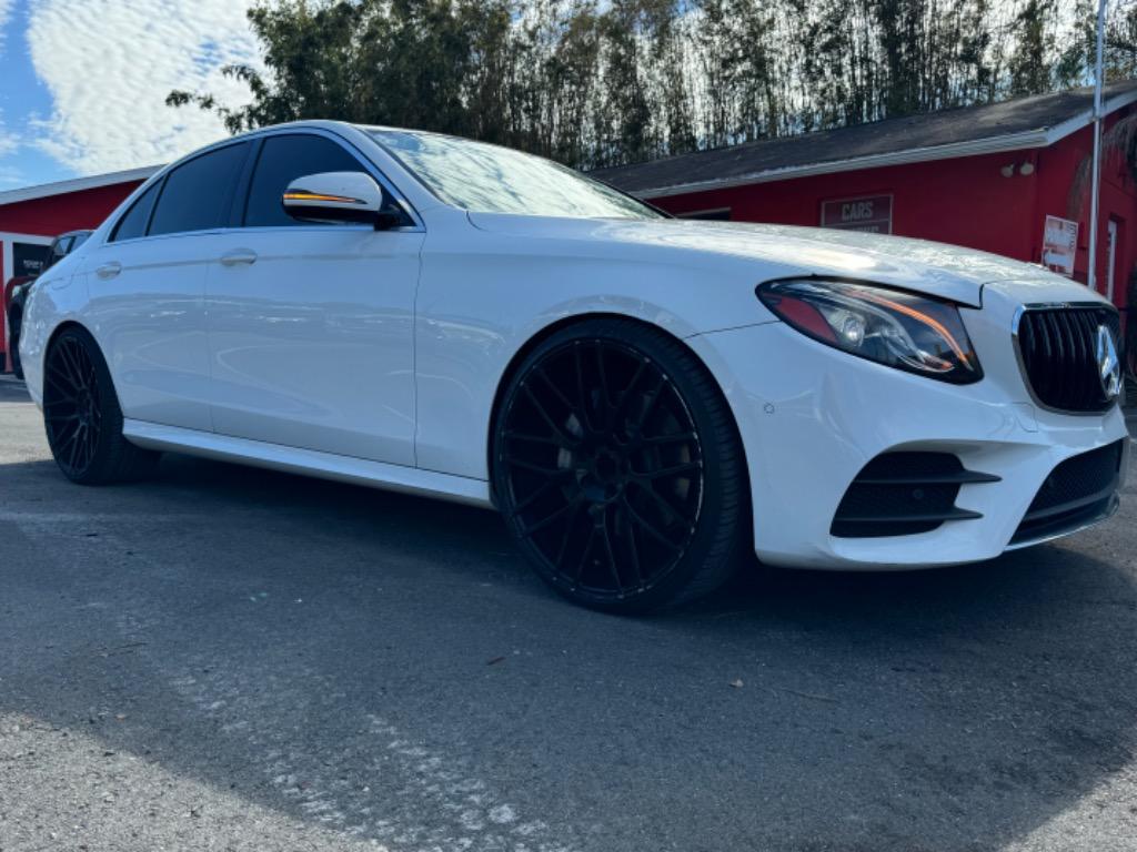 2018 Mercedes-Benz E-Class E300 photo