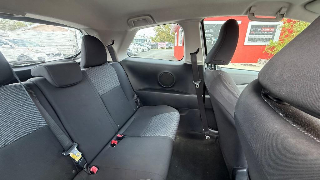 2015 Toyota Yaris - $6,900