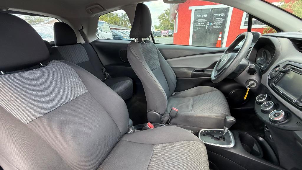 2015 Toyota Yaris - $6,900