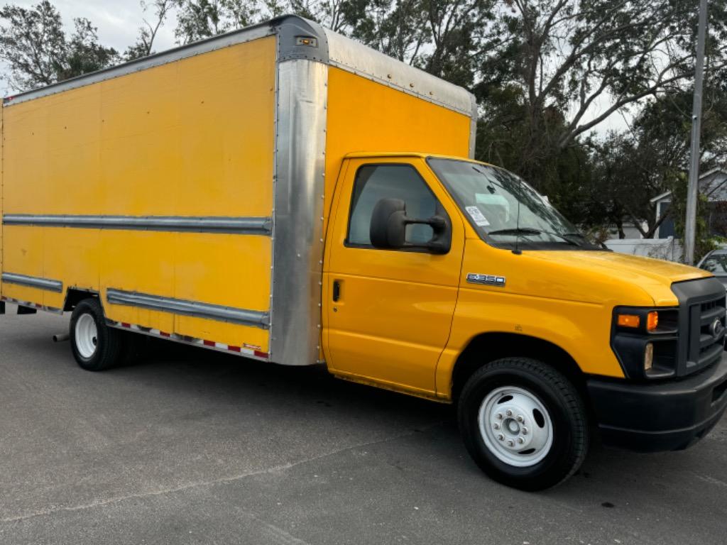 2015 Ford E-350 - $14,900