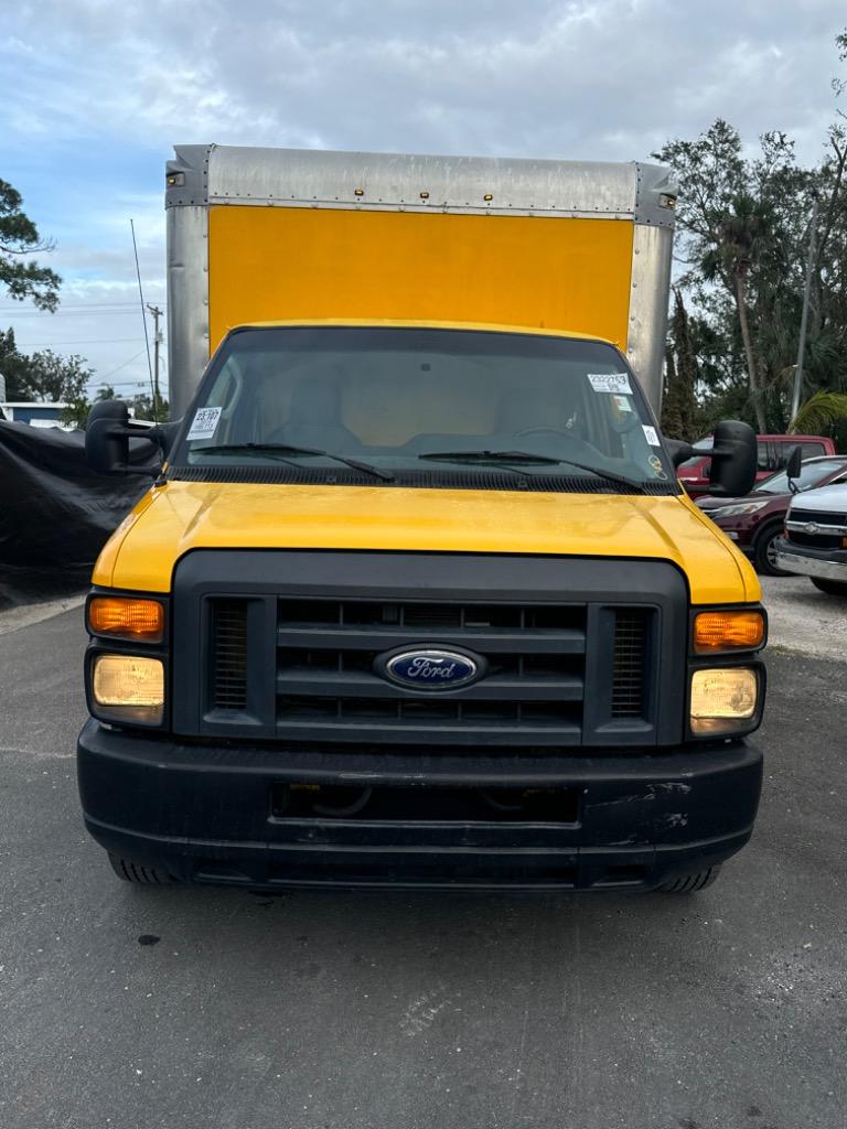 2015 Ford E-350 - $14,900